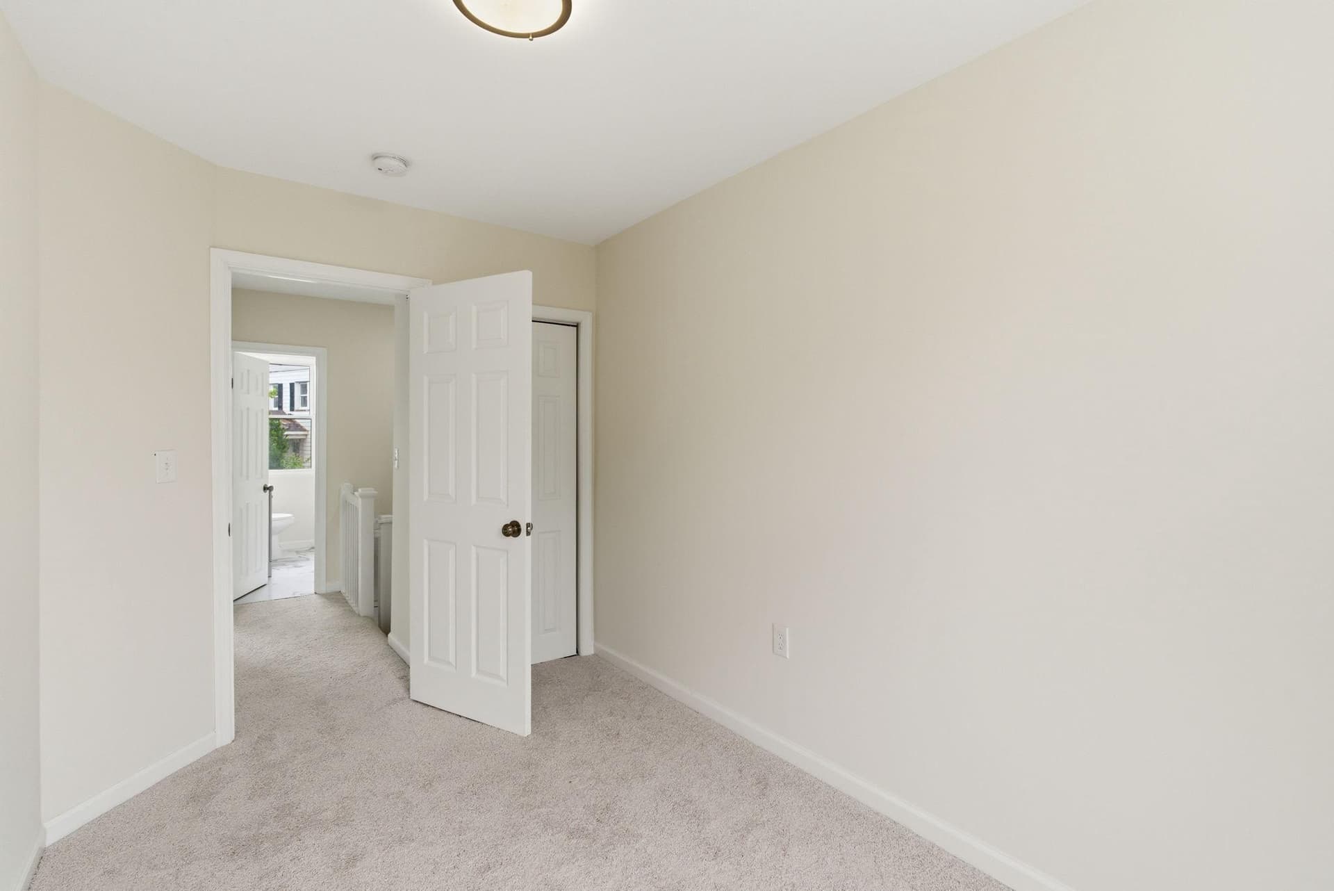 4111 Roland View Avenue photo 6