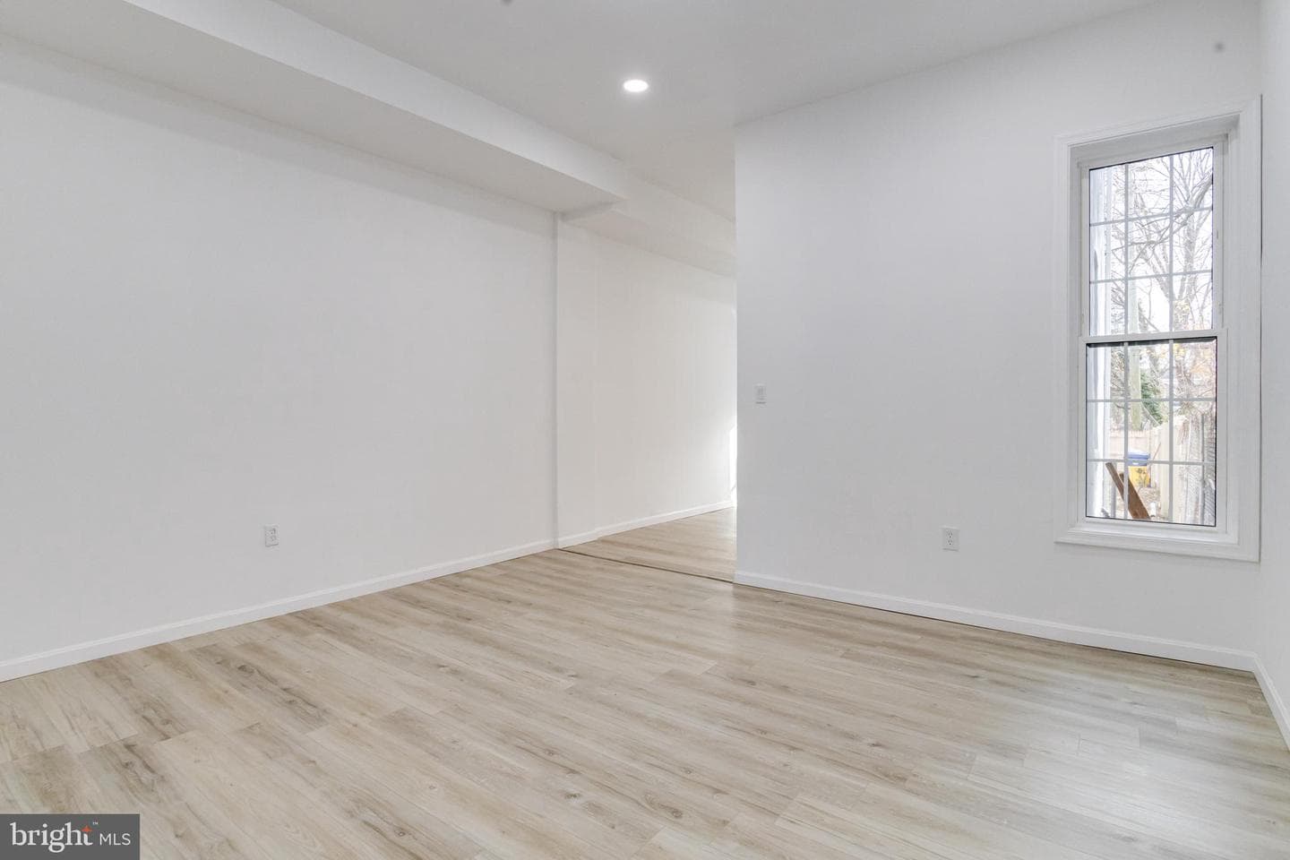 3015 Windsor Avenue photo 23