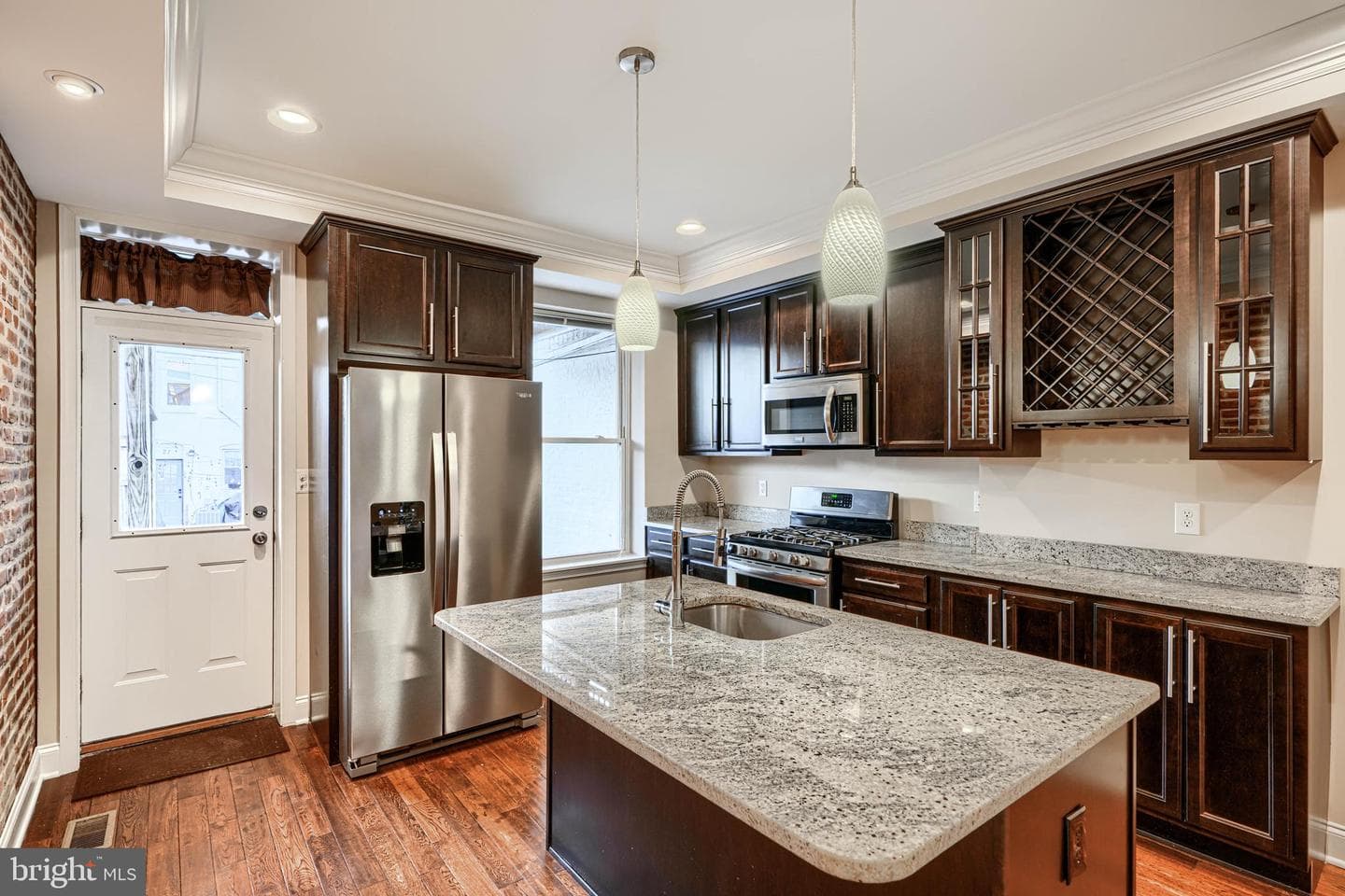 20 S Ellwood Avenue photo 12