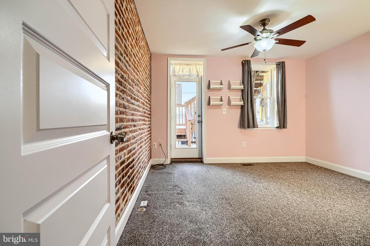 20 S Ellwood Avenue photo 16