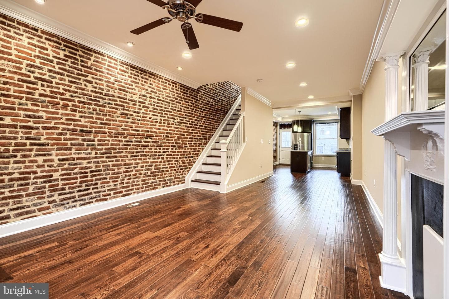 20 S Ellwood Avenue photo 4