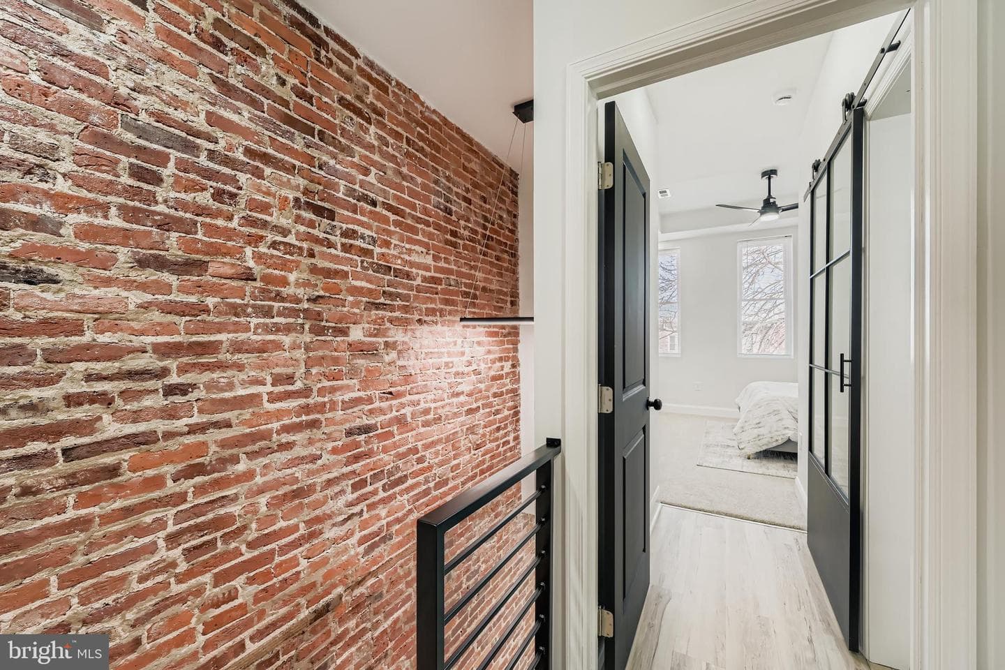 1438 N Broadway photo 23