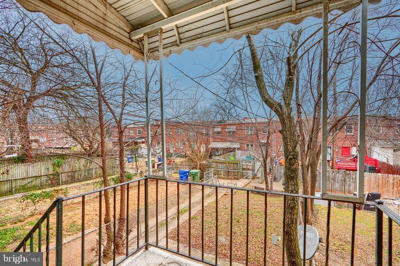3836 8th Street photo 29
