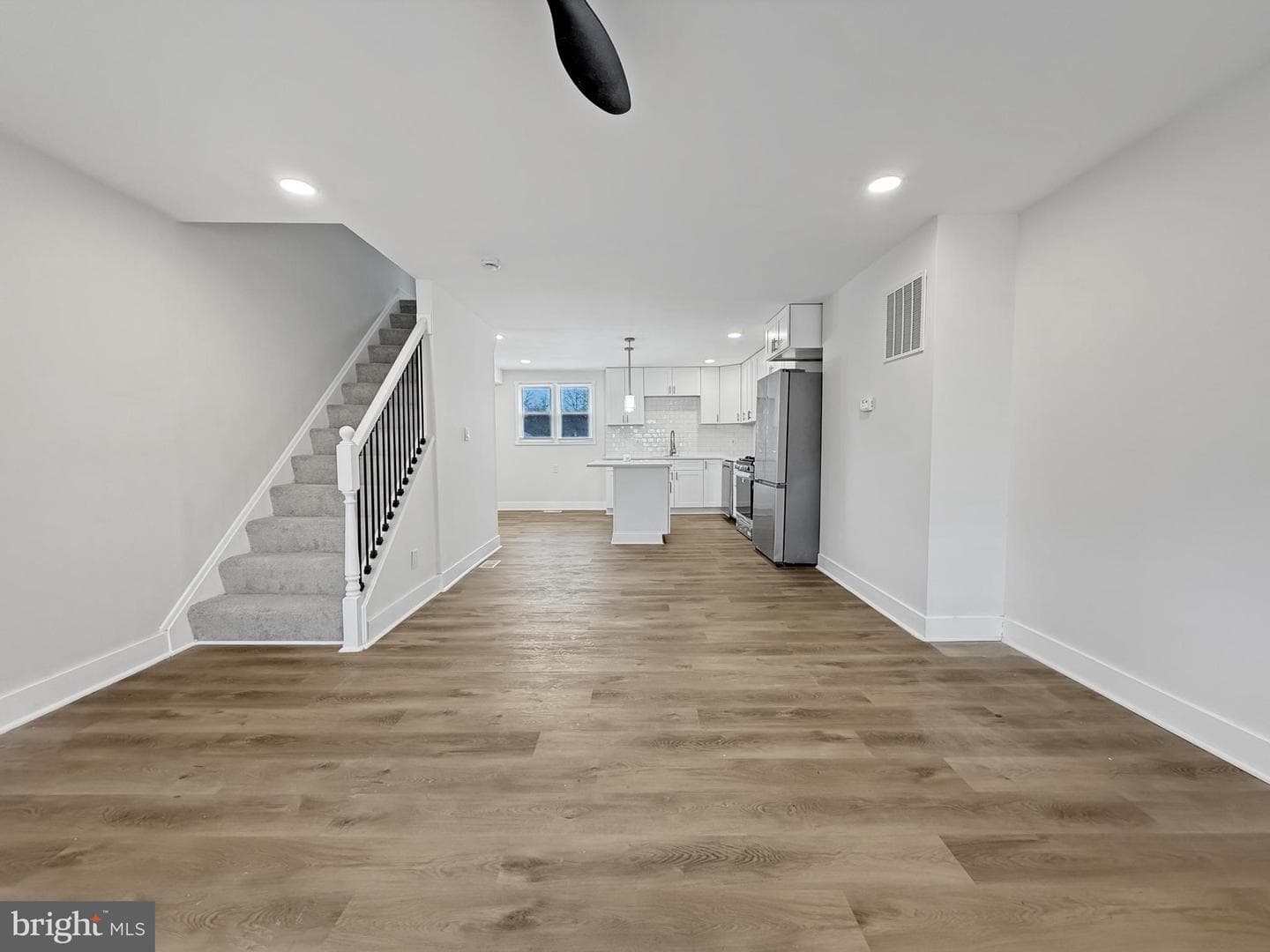 4217 Doris Avenue photo 3