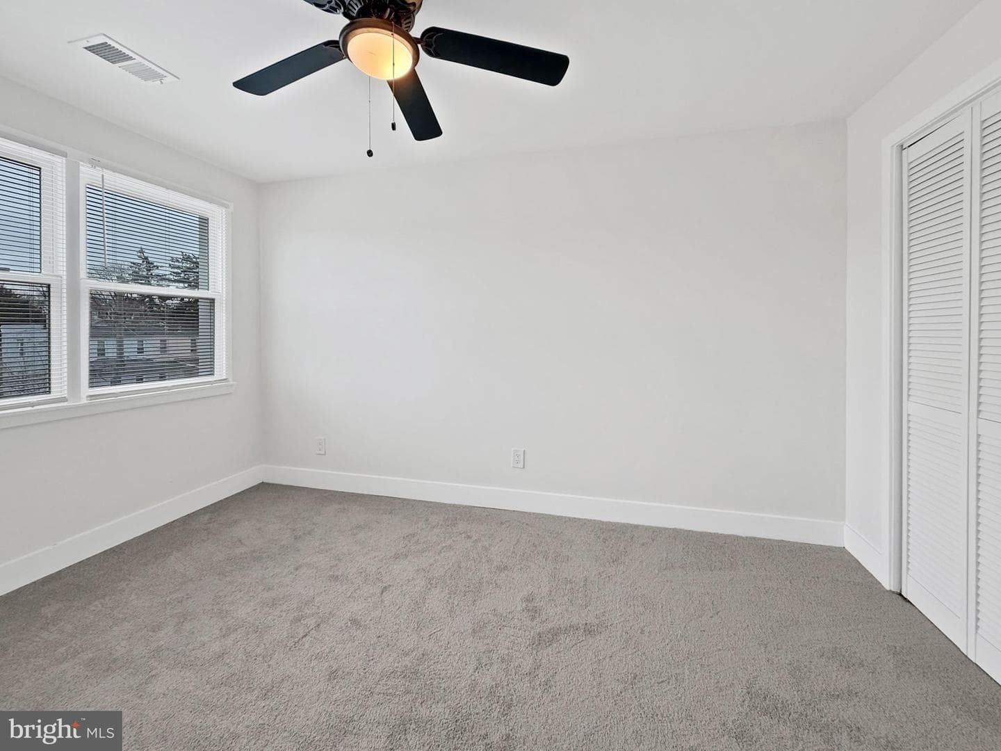 4217 Doris Avenue photo 8