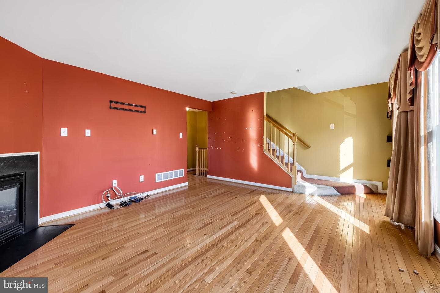 252 Robert Street photo 12