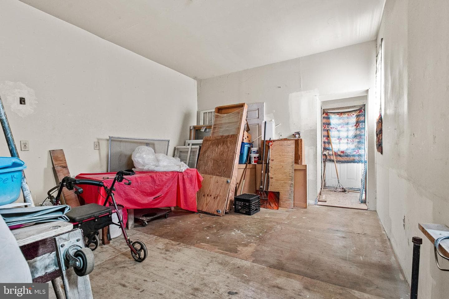 3310 E Lombard Street photo 8