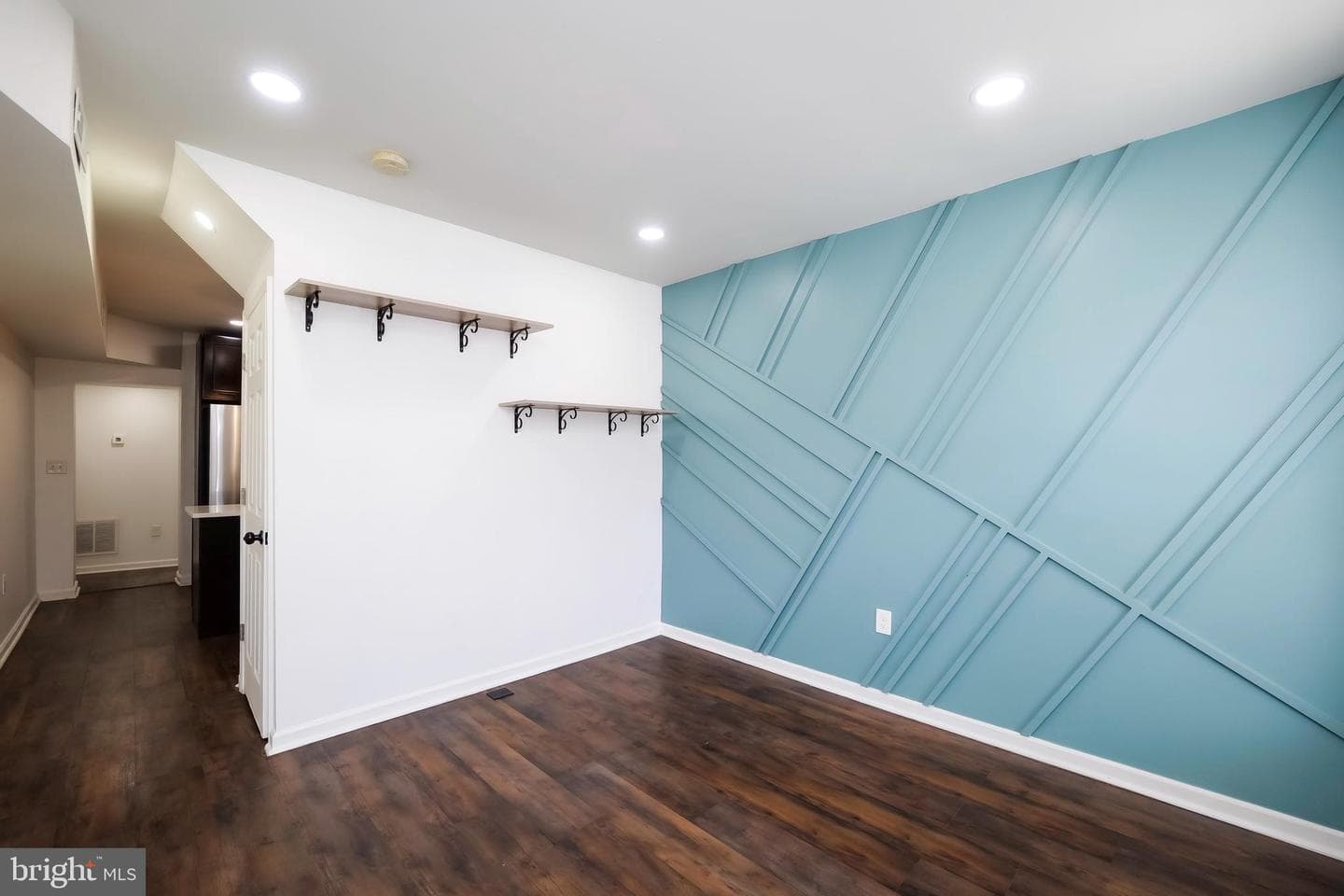610 Wyeth Street photo 7