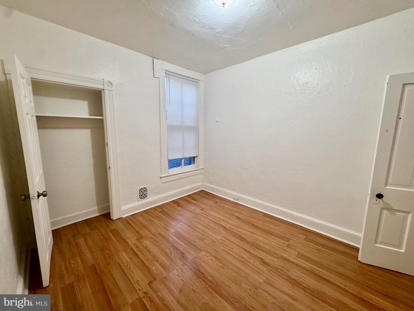 1810 E Oliver Street photo 16