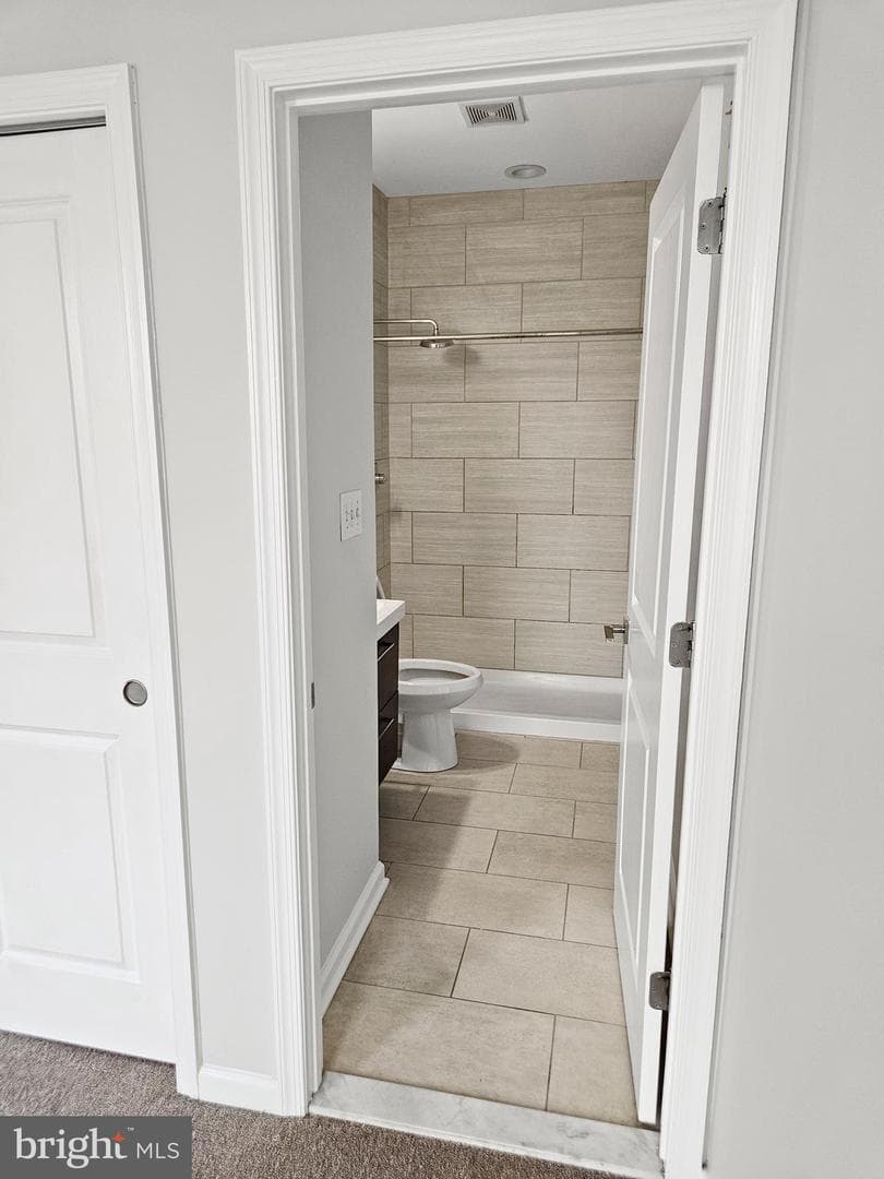 520 N Patterson Park Avenue N photo 33