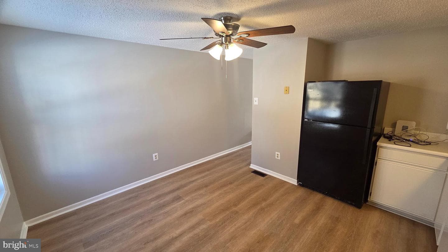 1226 E Chase Street photo 31