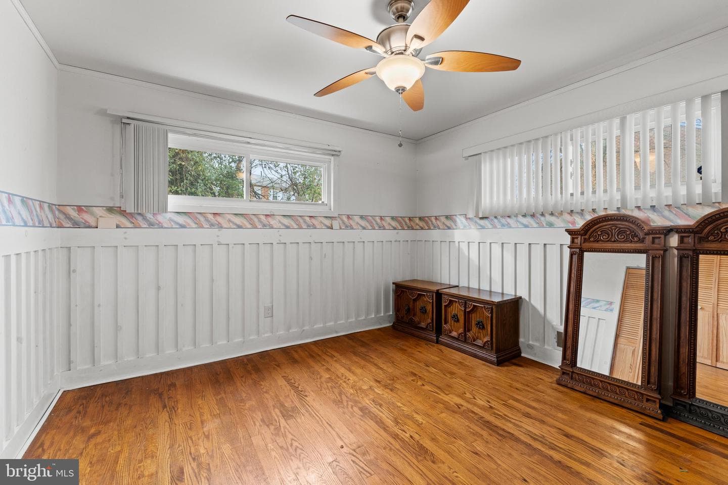 6230 Laurelton Avenue photo 13