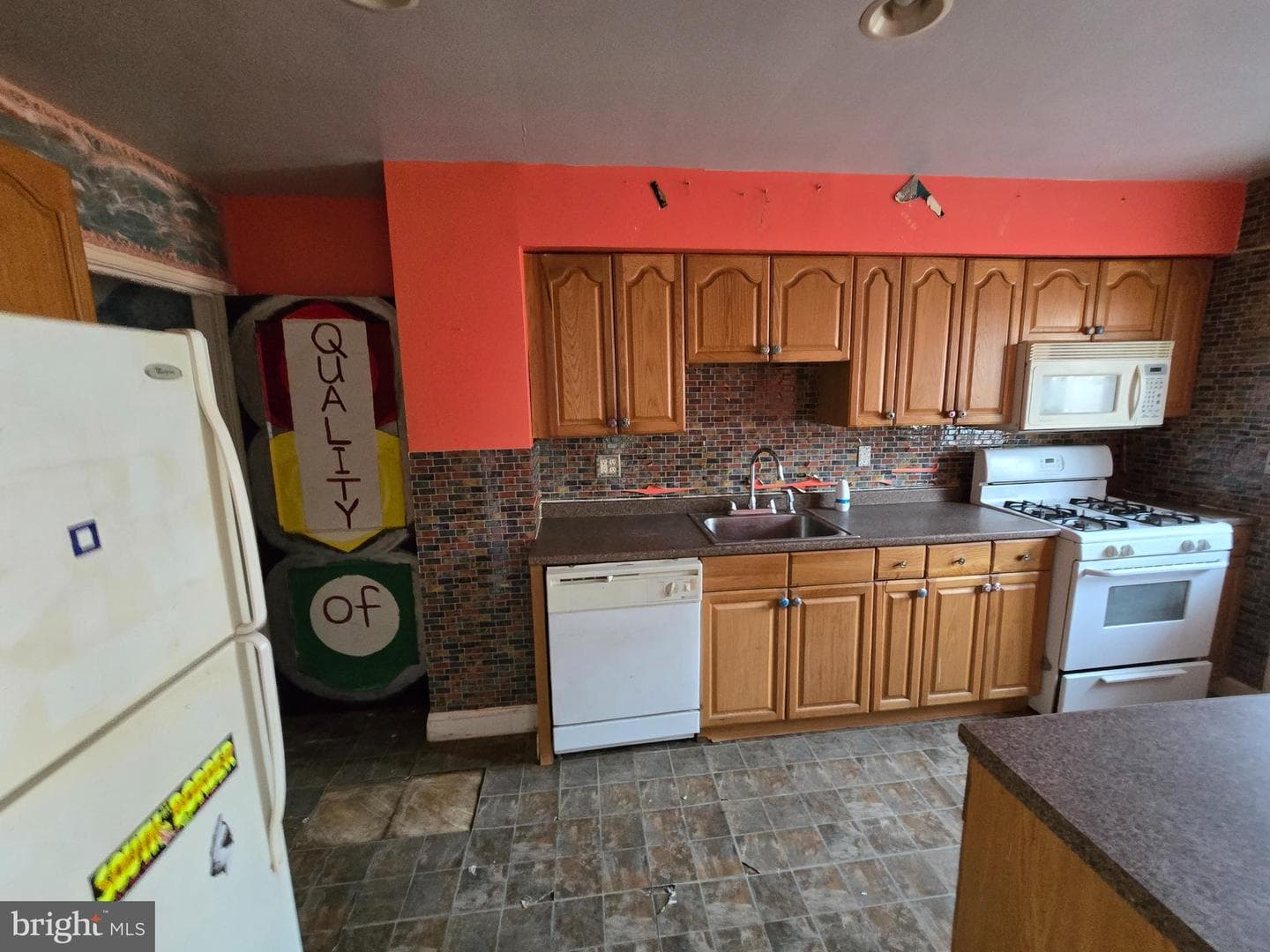 1708 Hartsdale Road photo 9