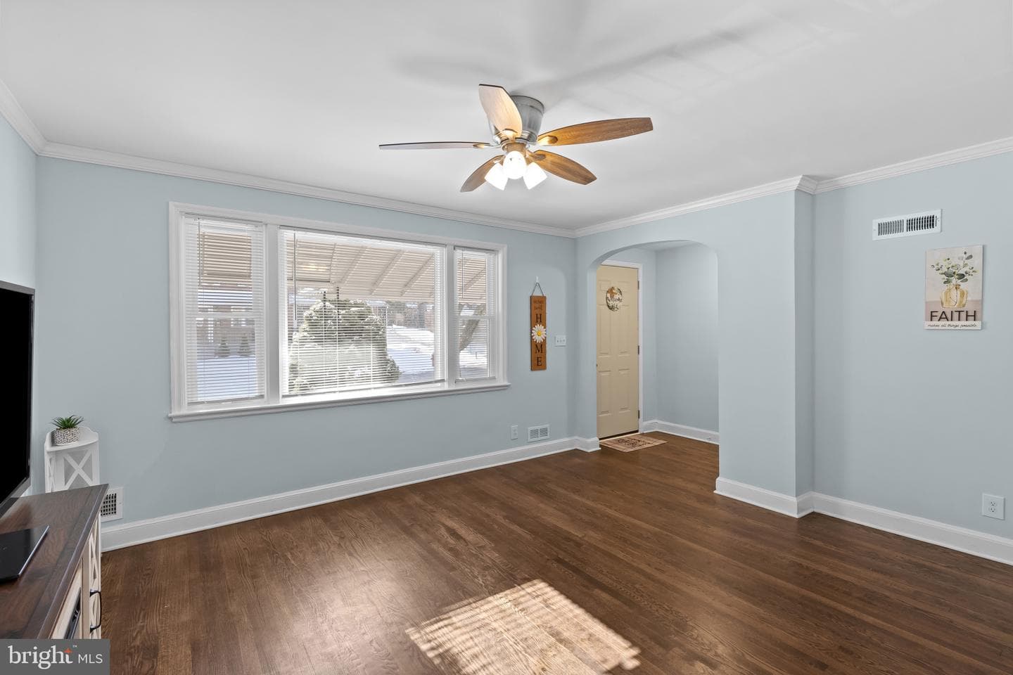 3206 Yosemite Avenue photo 5