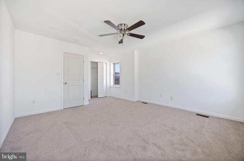 1443 N Bond Street photo 23