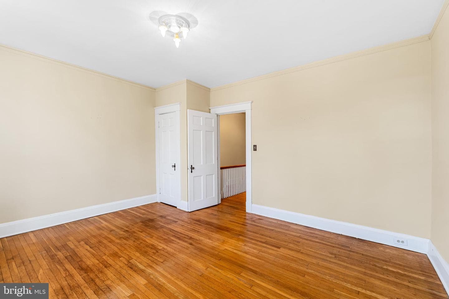 3722 Tudor Arms Avenue photo 17