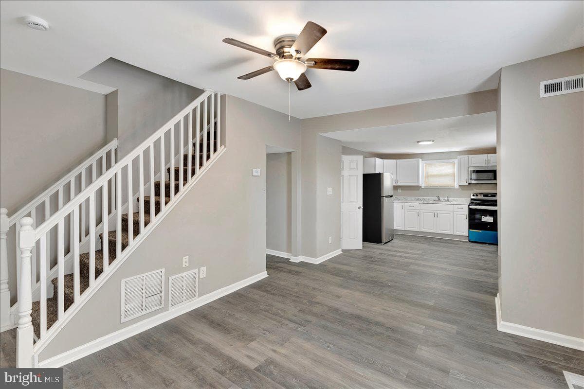 5728 Govane Avenue photo 3