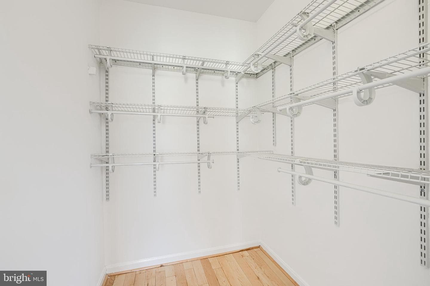 703 George Street photo 18