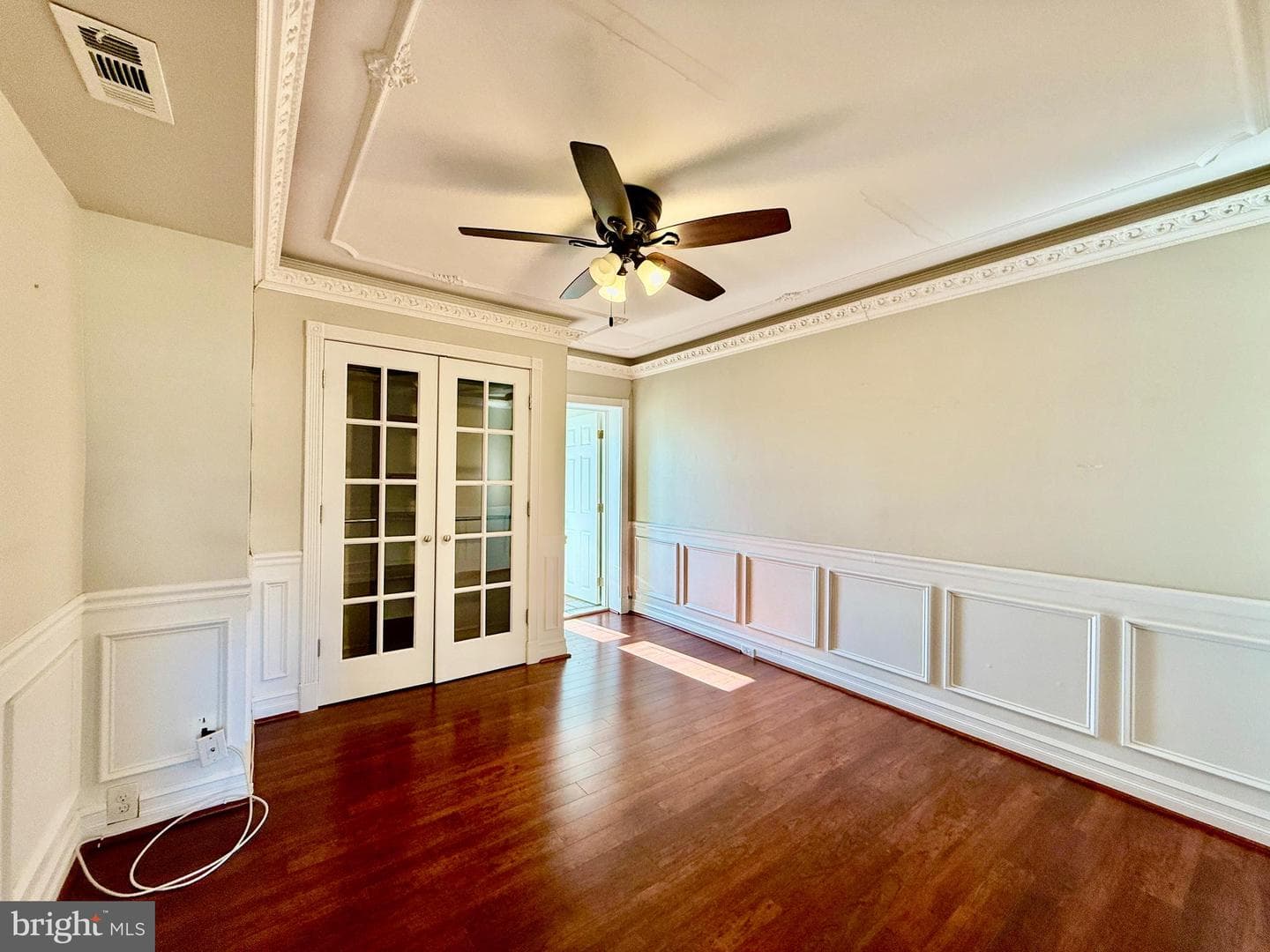 2529 Fleet Street photo 17
