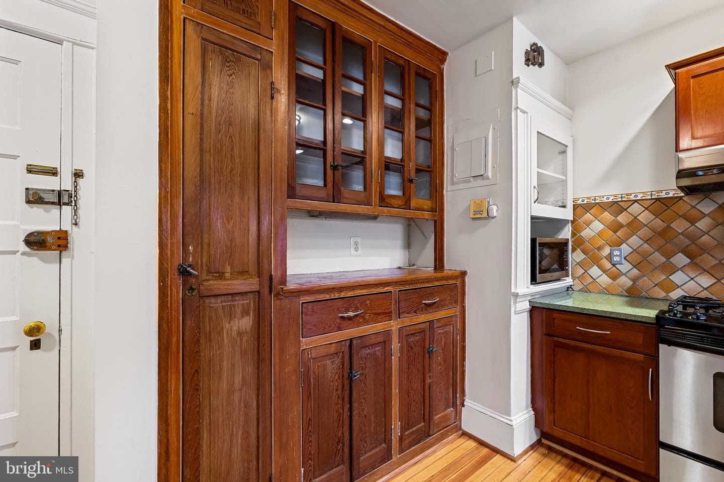 4300 Roland Avenue #302 photo 10