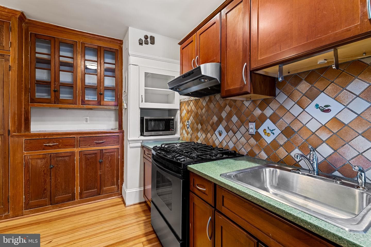 4300 Roland Avenue #302 photo 14