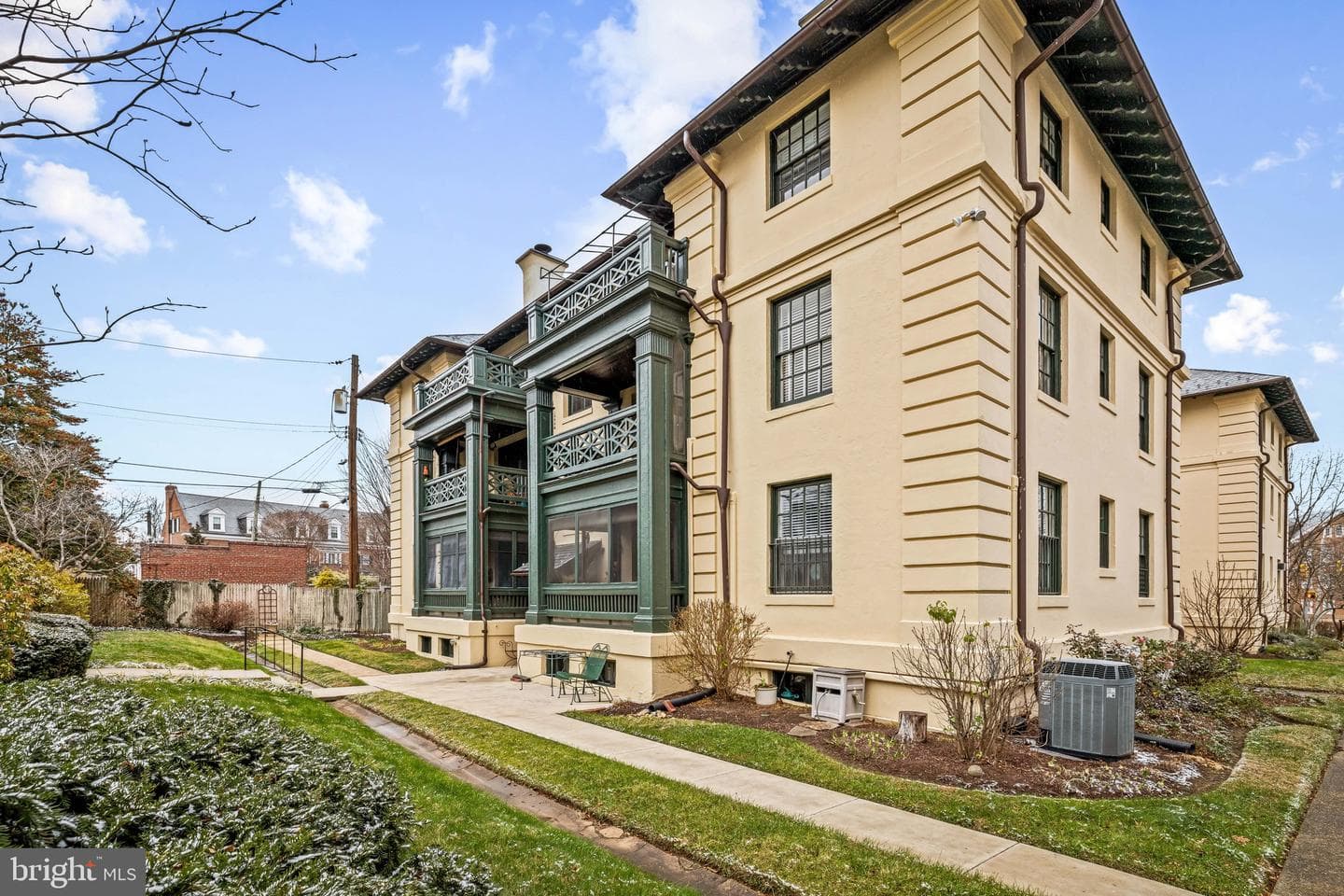 4300 Roland Avenue #302 photo 31