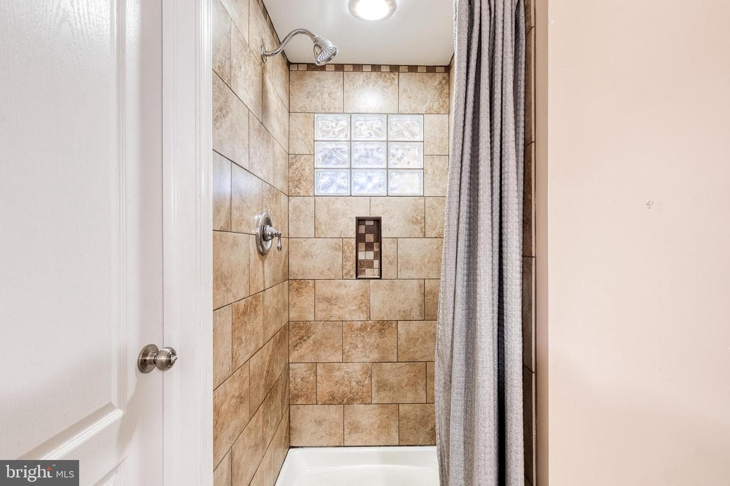 1205 Roland Heights Avenue photo 27