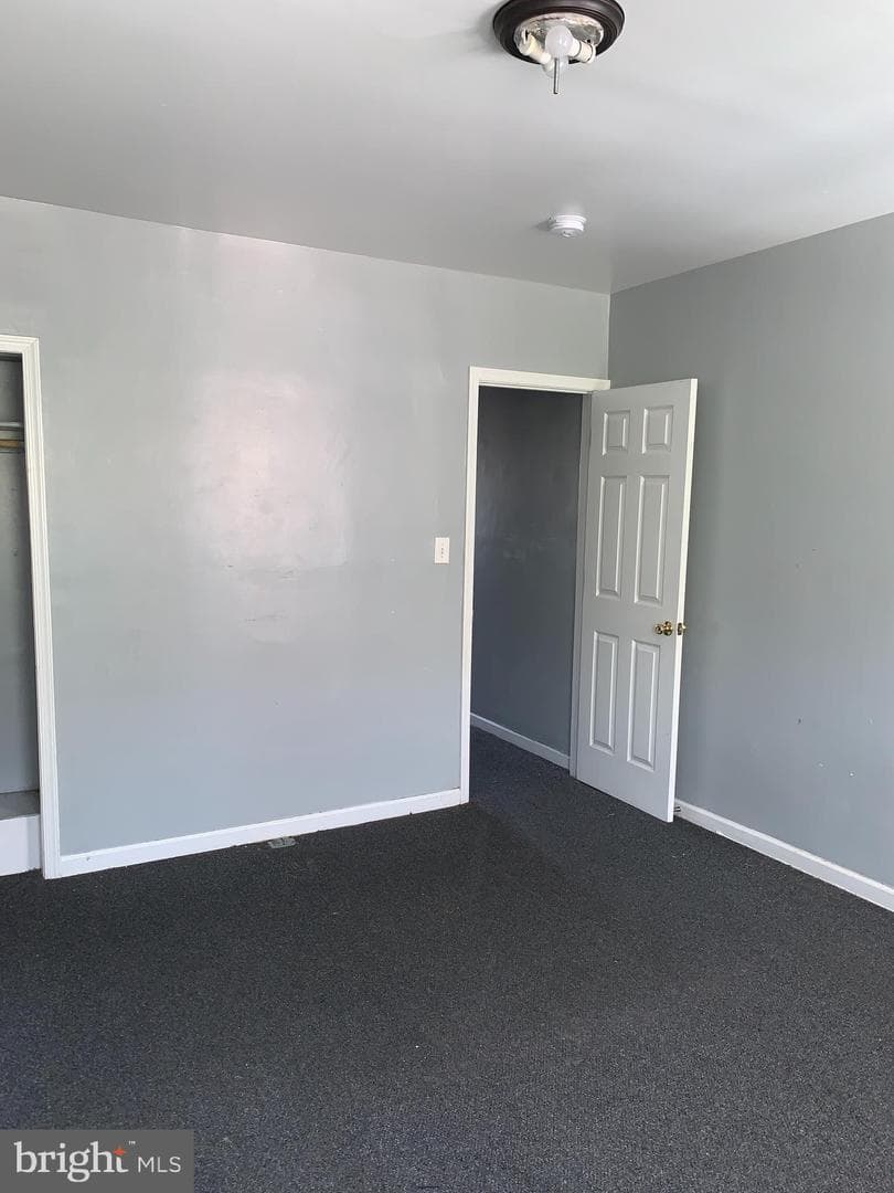 2610 E Lehman Street photo 8
