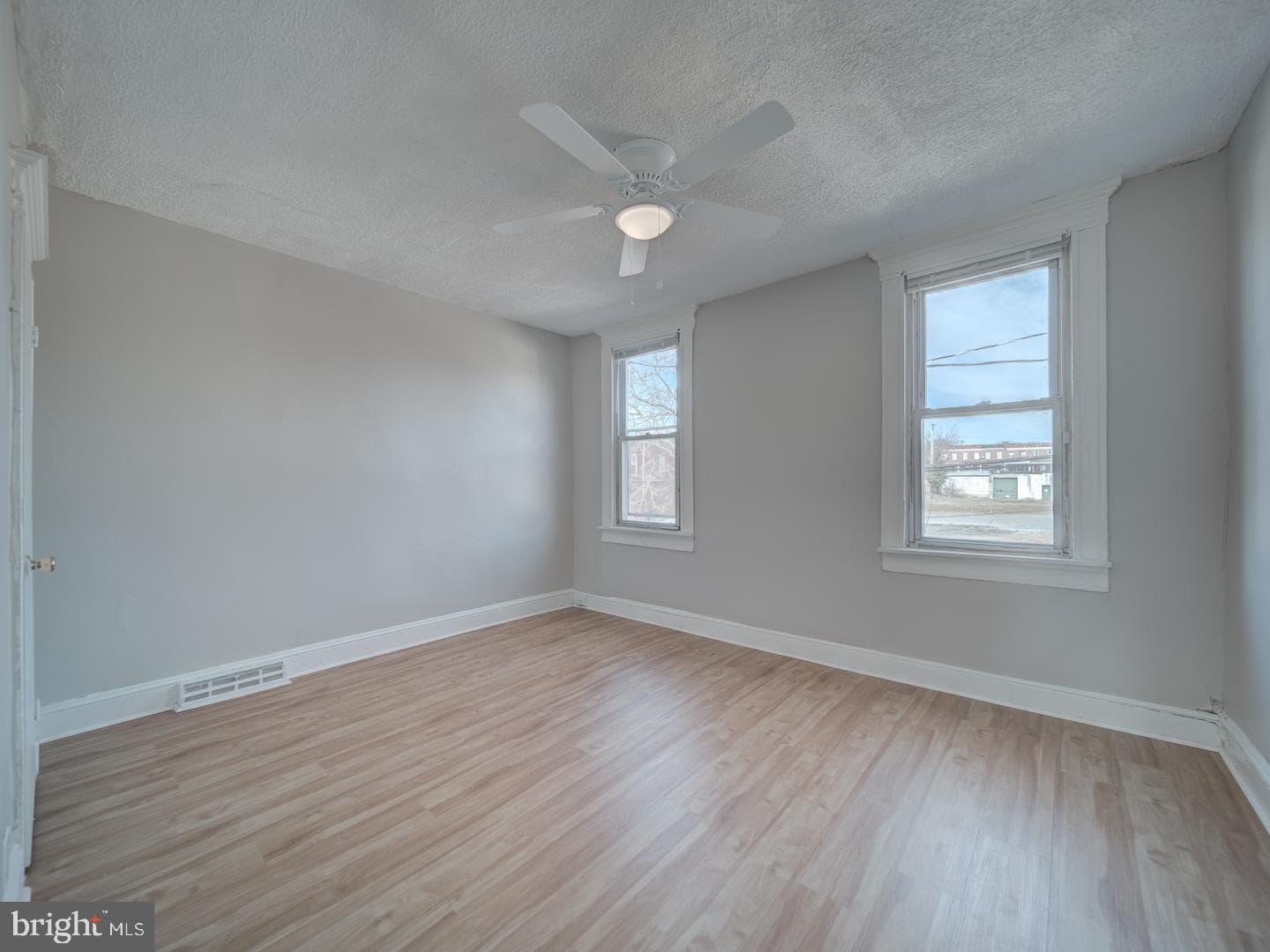 1716 Homestead Street photo 21