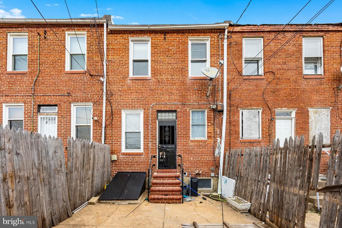 3237 Dudley Avenue photo 15