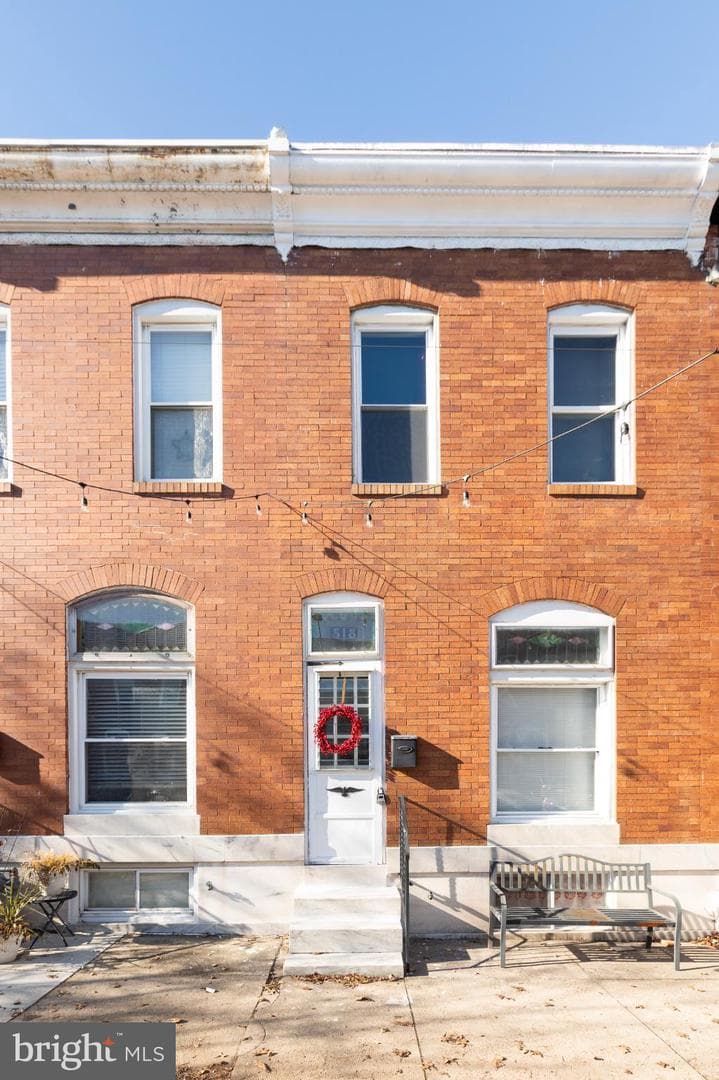 518 S Kenwood Avenue S photo 3