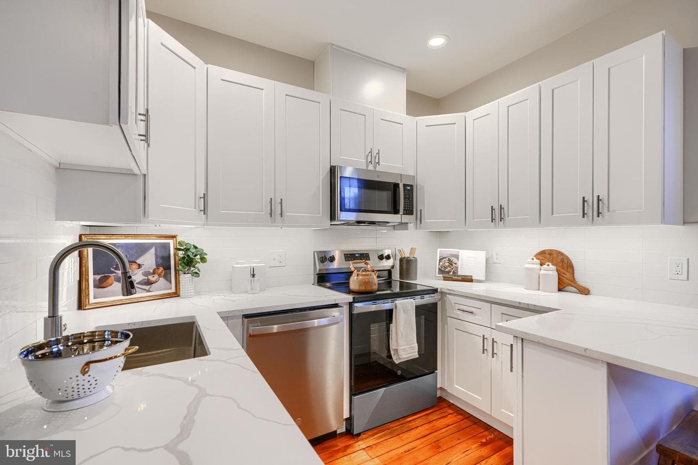 1911 Park Avenue photo 18