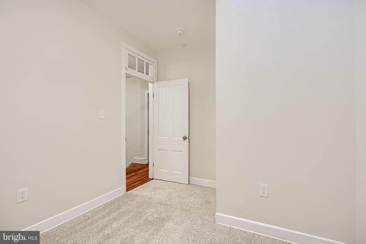 1911 Park Avenue photo 39