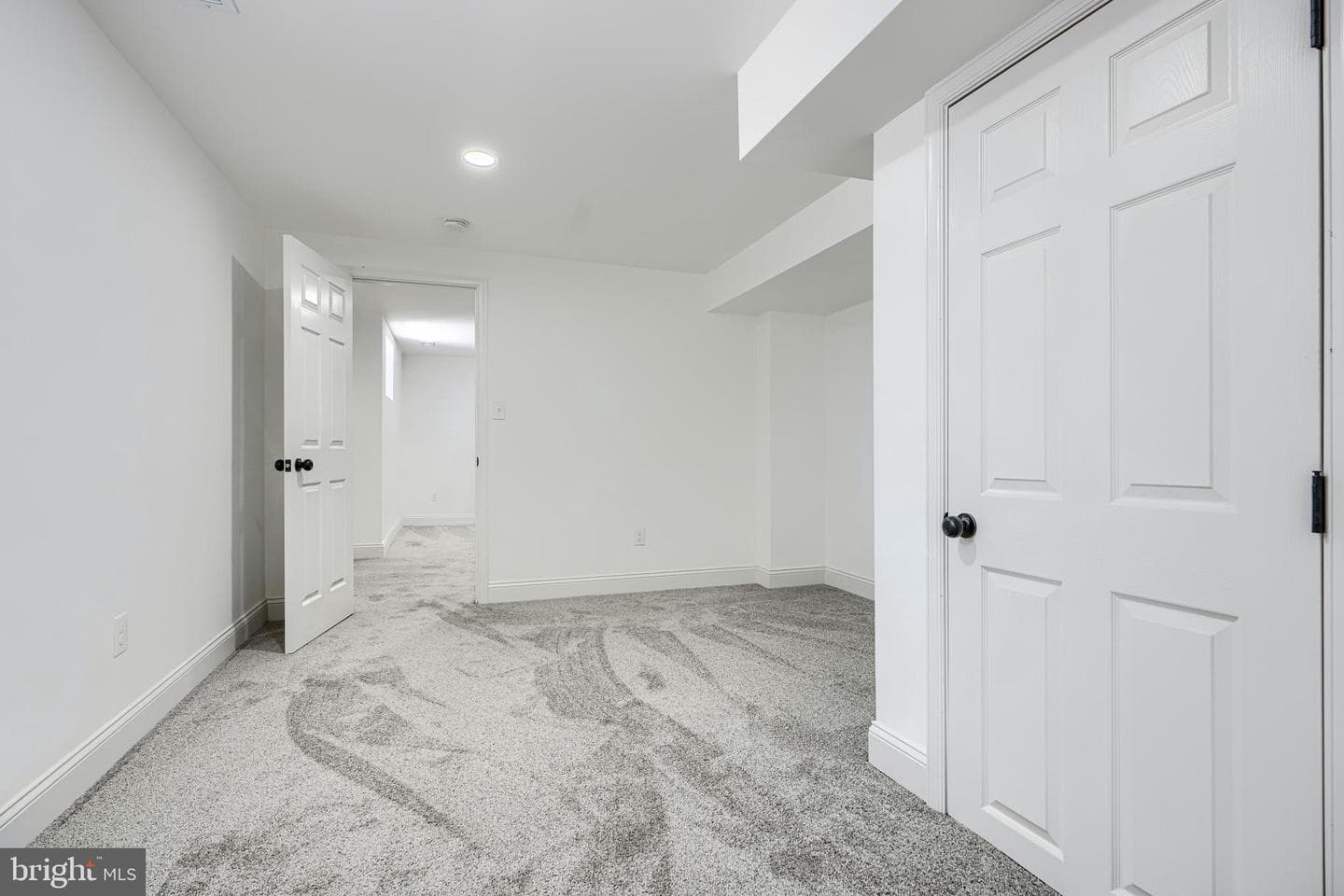 2902 Westfield Avenue photo 49