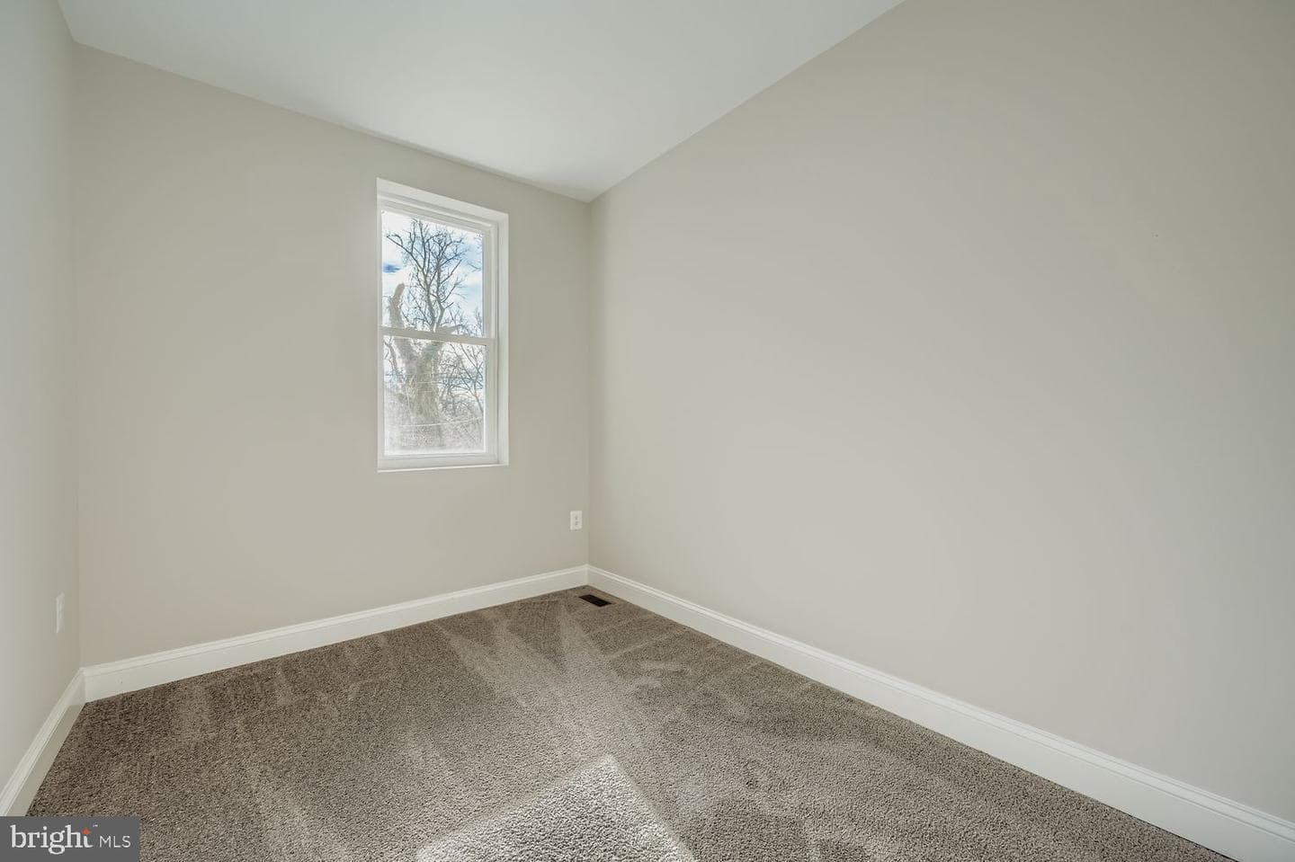 4119 Fairview Avenue photo 18