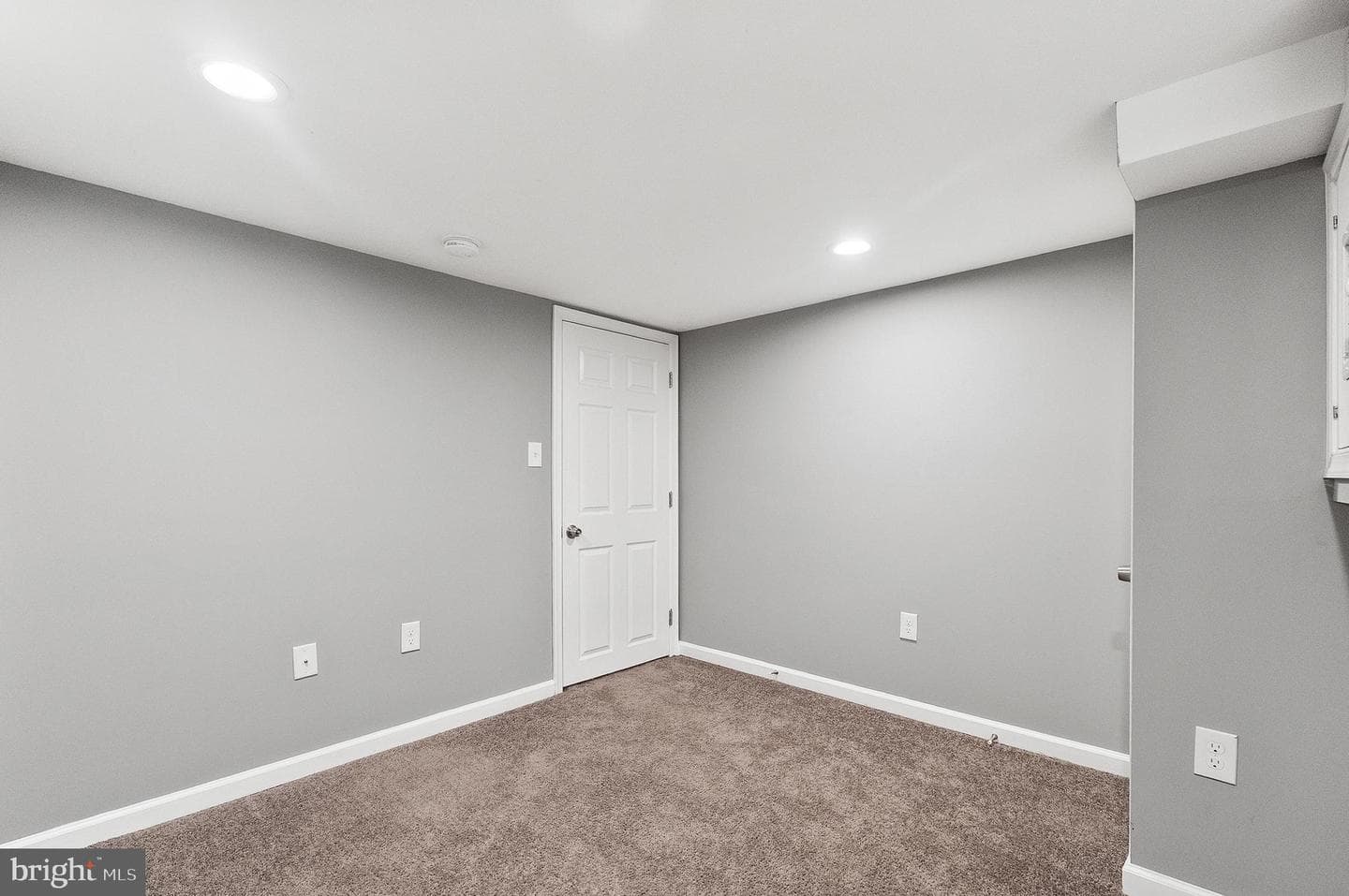632 S Macon Street photo 16