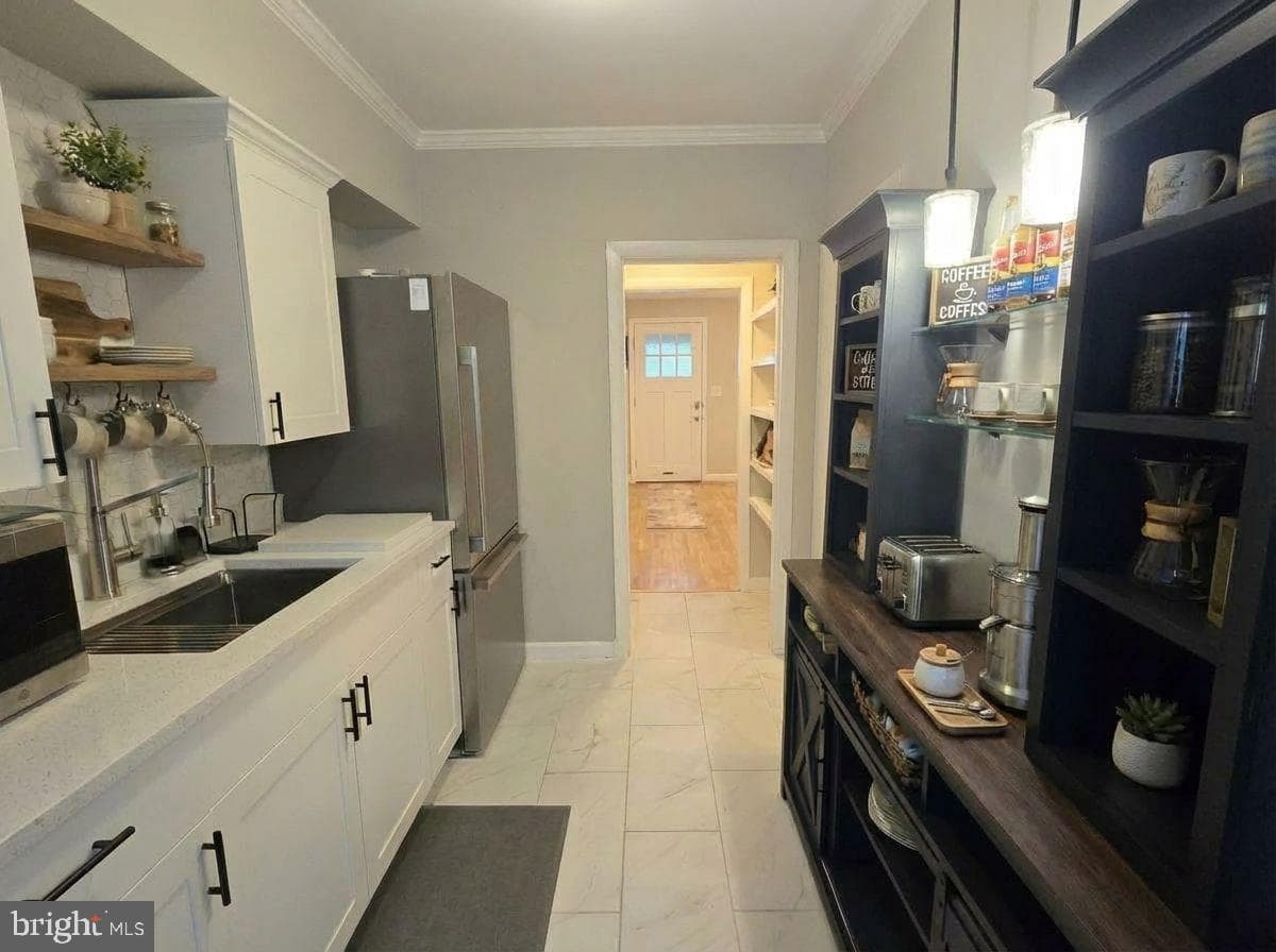 5020 Ready Avenue photo 10
