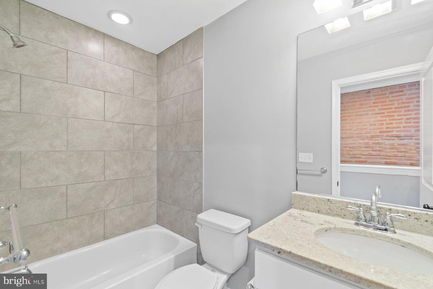 1614 Clarkson Street photo 17