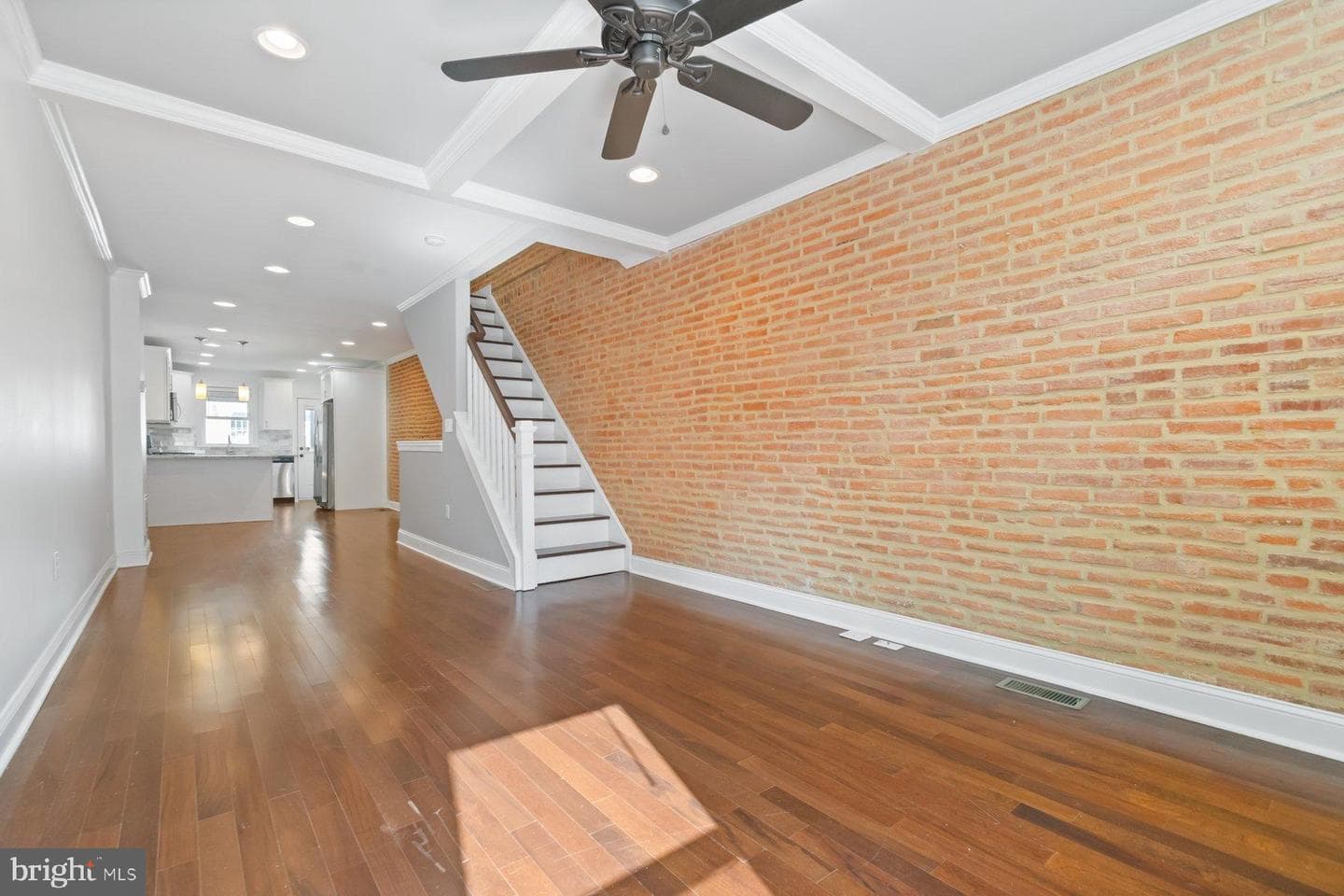 1614 Clarkson Street photo 4