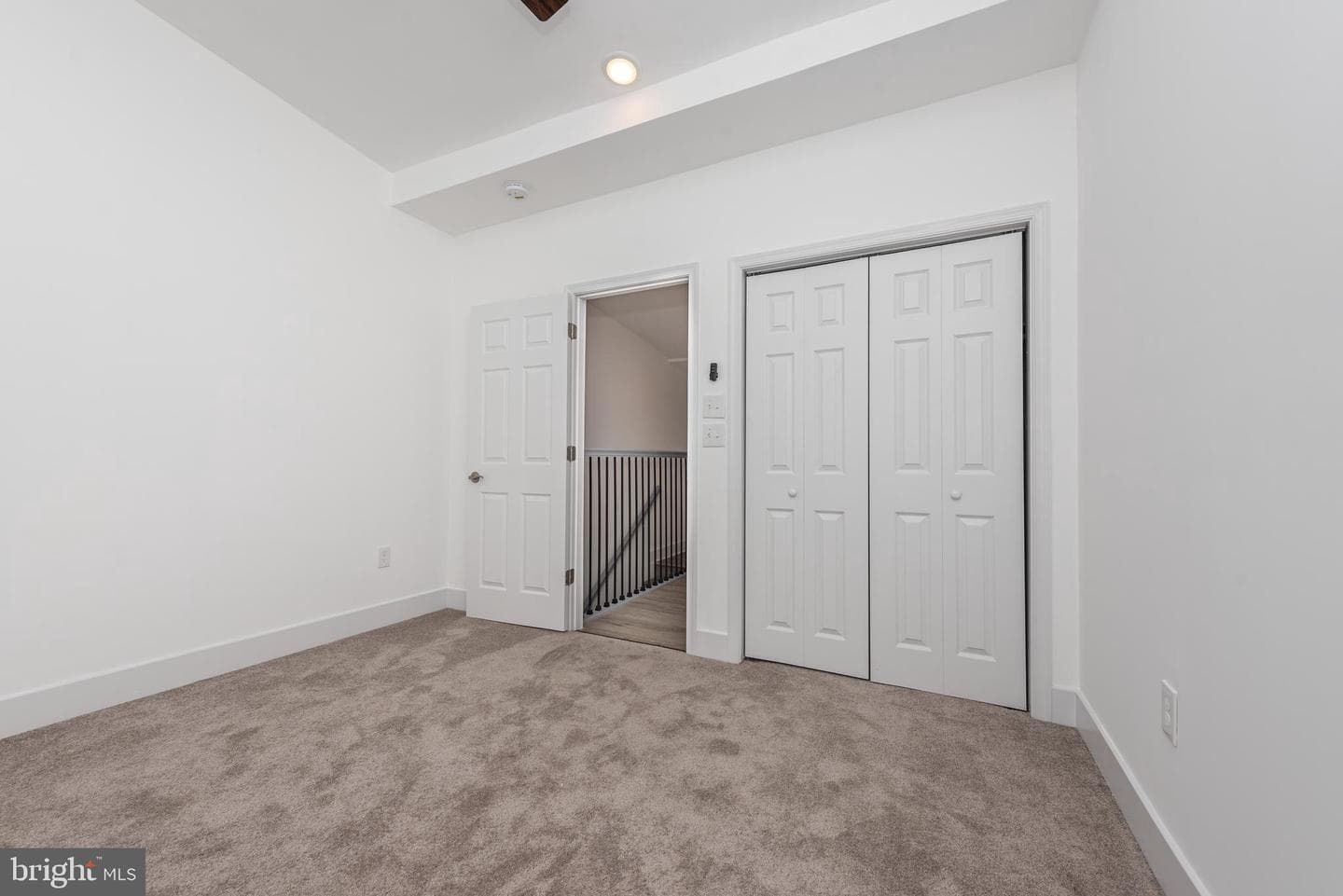1007 N Mount Street photo 17
