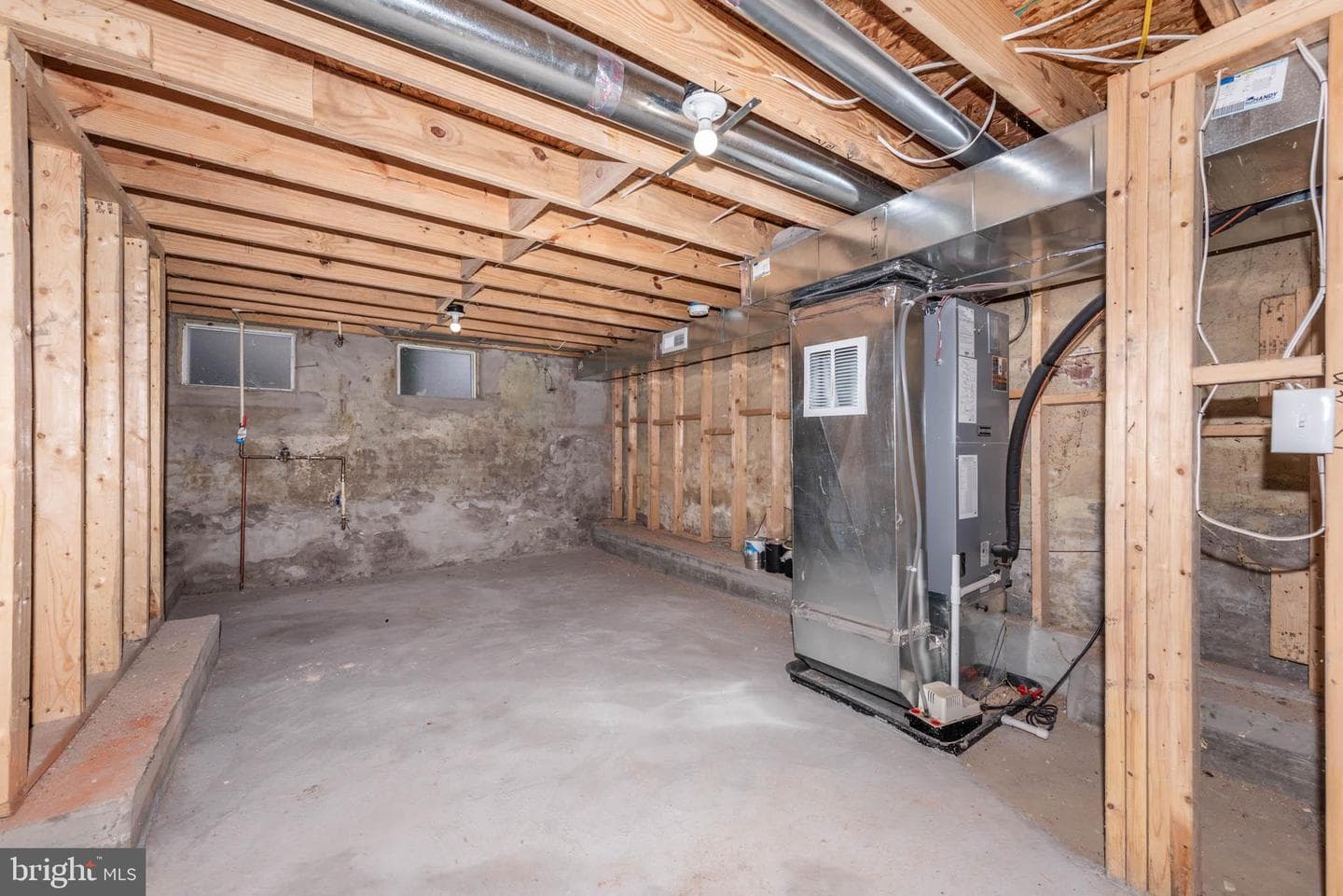 1011 N Mount Street photo 18