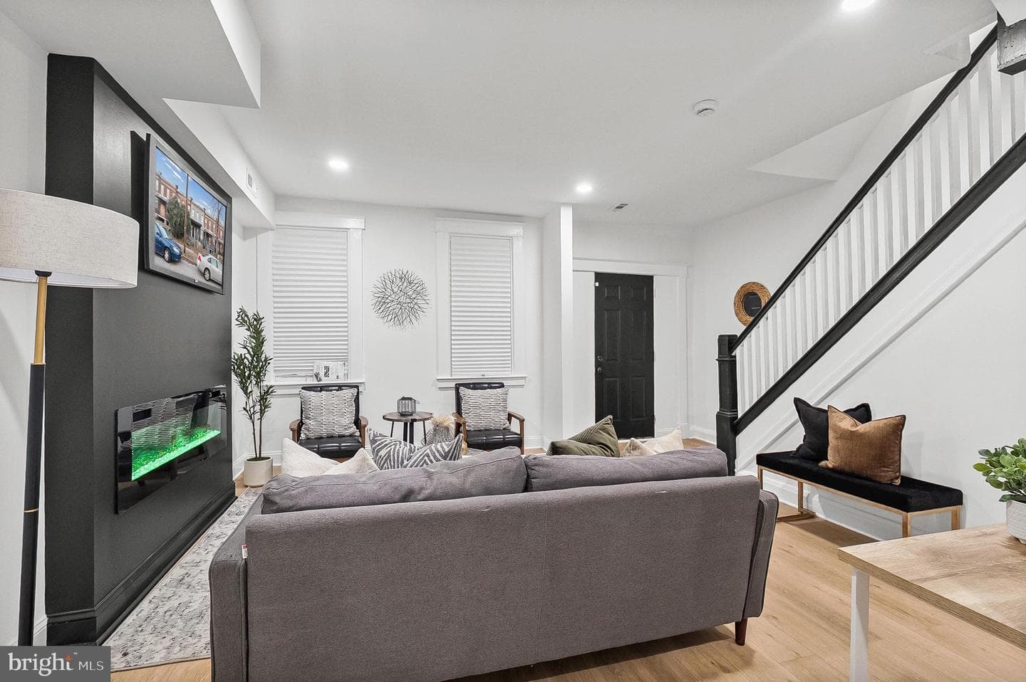 2316 Cedley Street photo 4