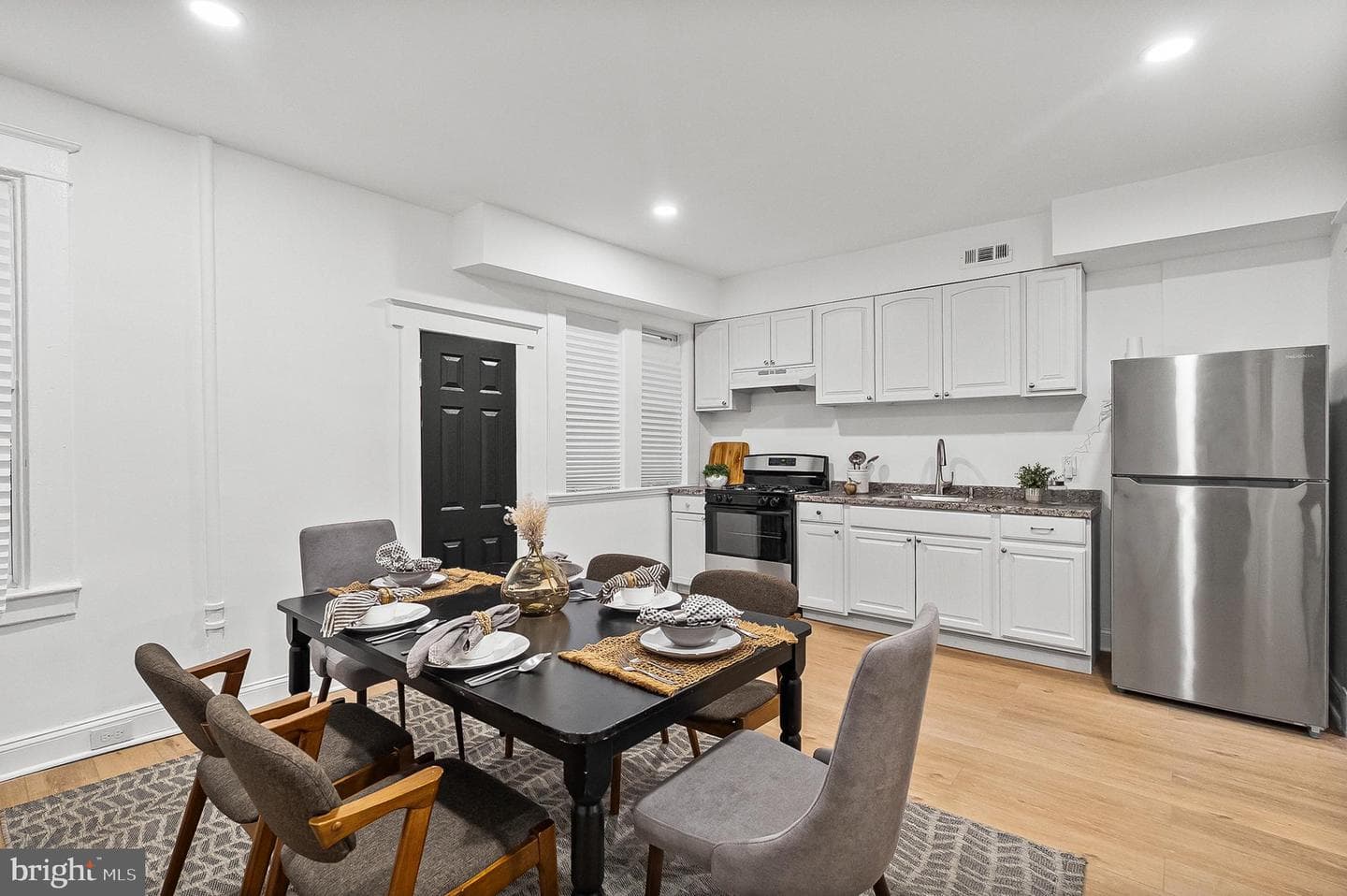 2316 Cedley Street photo 6