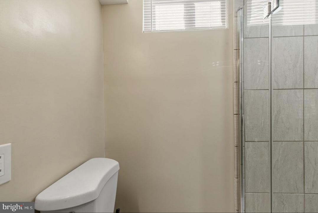 5102 Plymouth Road photo 21