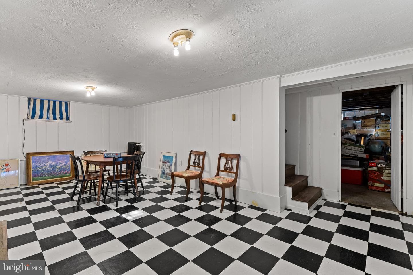 104 Gittings Avenue photo 38