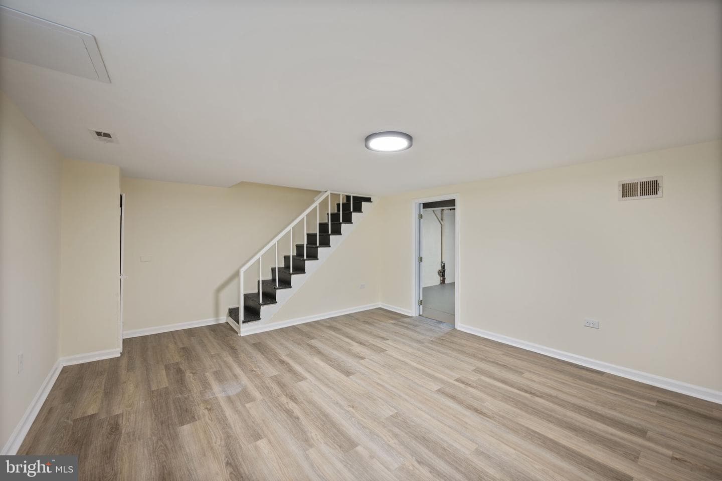1632 Northwick Road photo 16