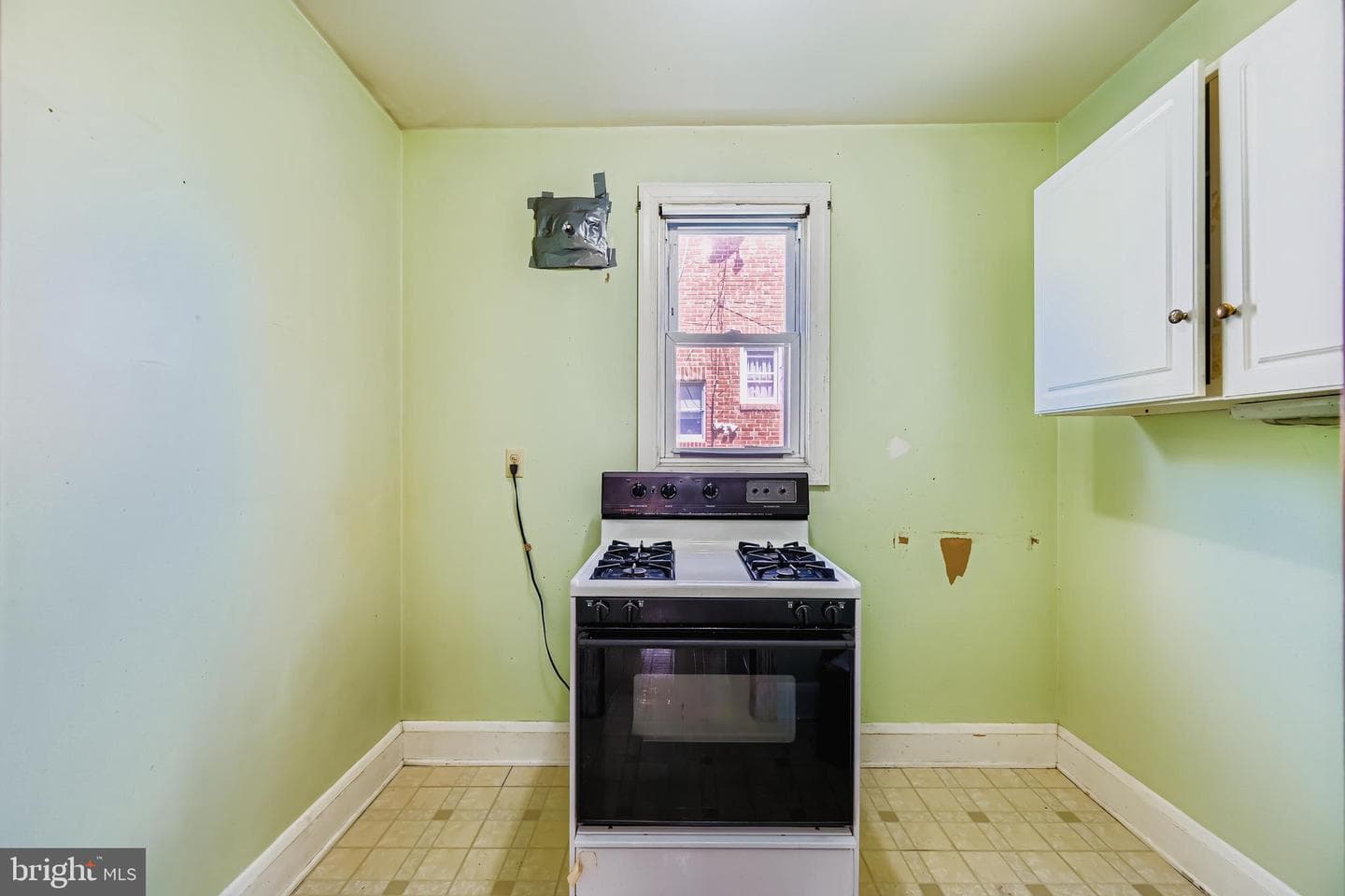 5510 Sefton Avenue photo 9