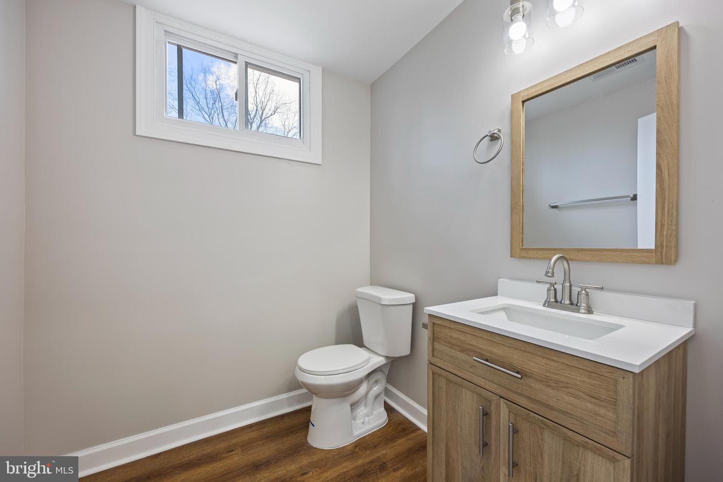 3908 Primrose Avenue photo 9