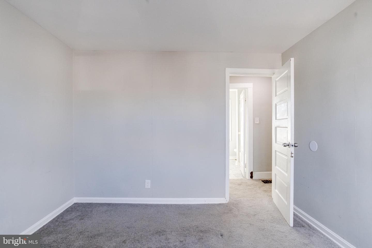 6573 Saint Helena Avenue photo 24