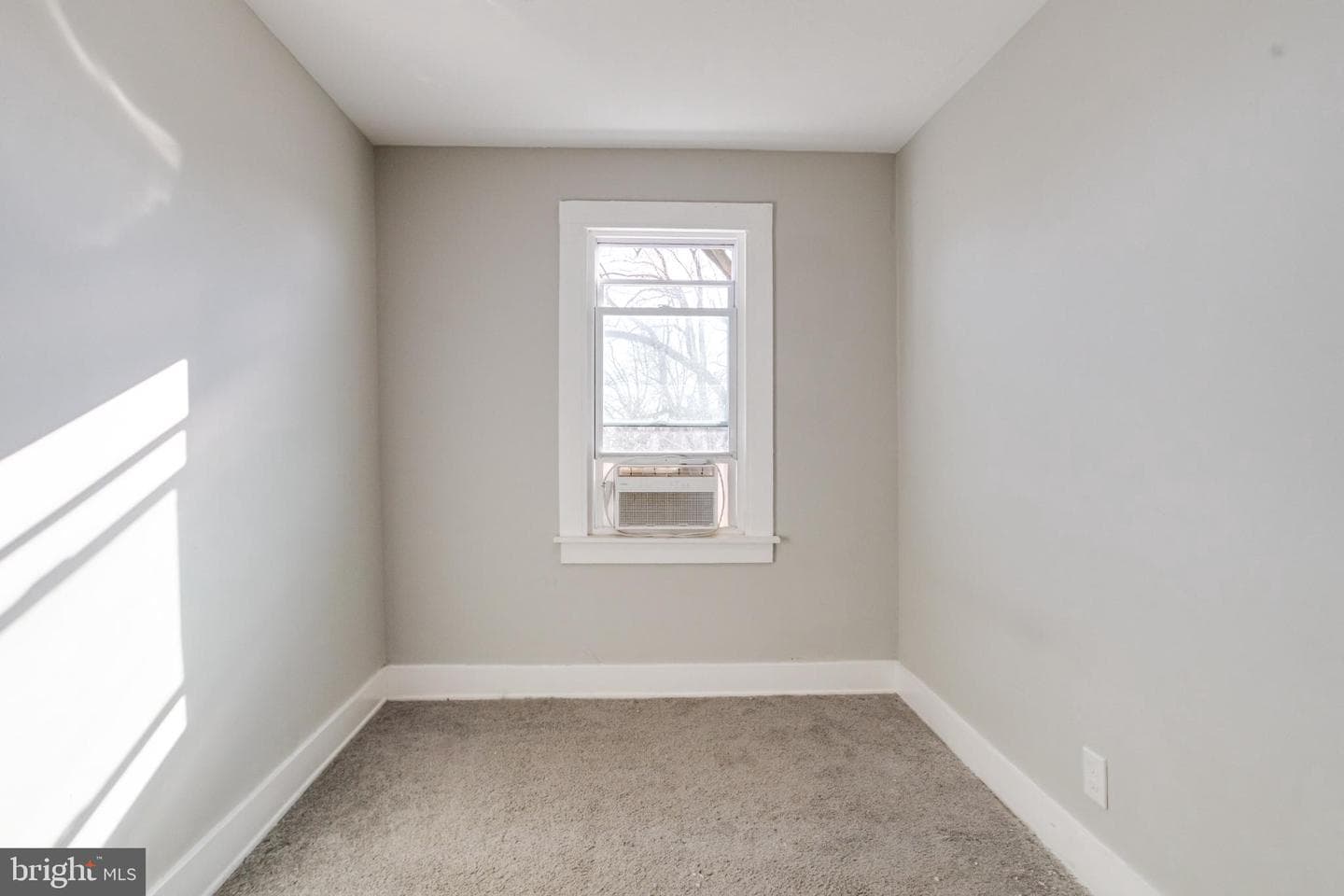 6573 Saint Helena Avenue photo 27